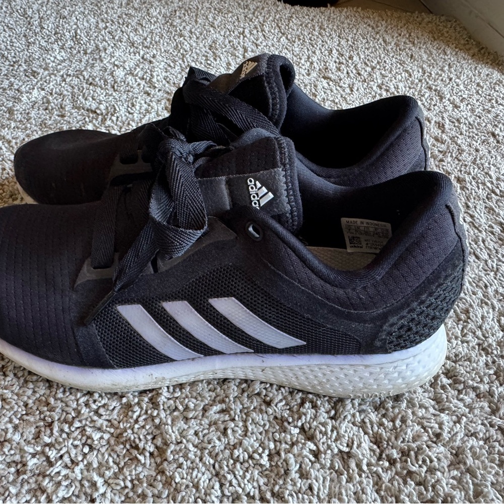 Adidas Women's Edge Lux 4 Running Shoes Size 7